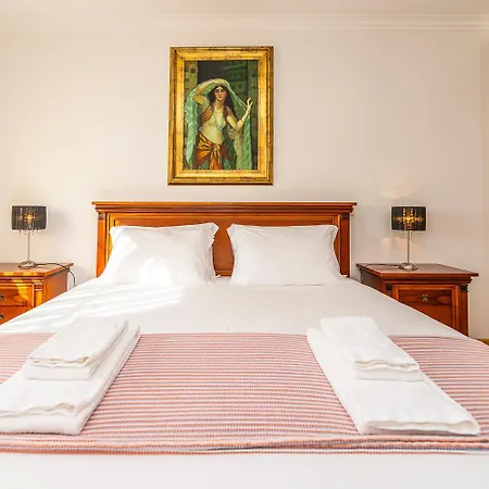 Family House In Amorosa, Northern Portugal Vakantiehuis Amorosa