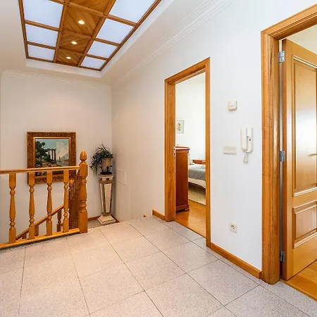 Vakantiehuis Family House In Amorosa, Northern Portugal *