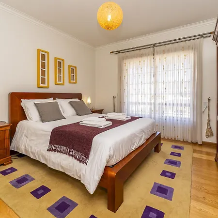 Family House In Amorosa, Northern Portugal