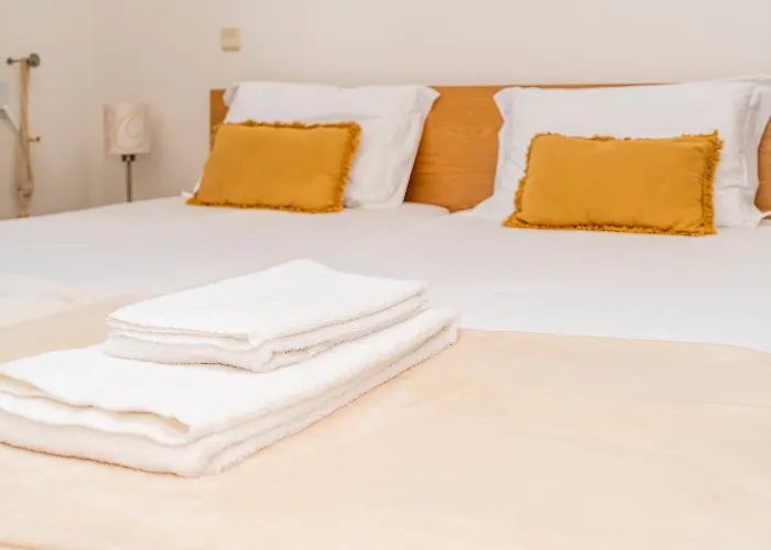 Family House In Amorosa, Northern Portugal Vakantiehuis *