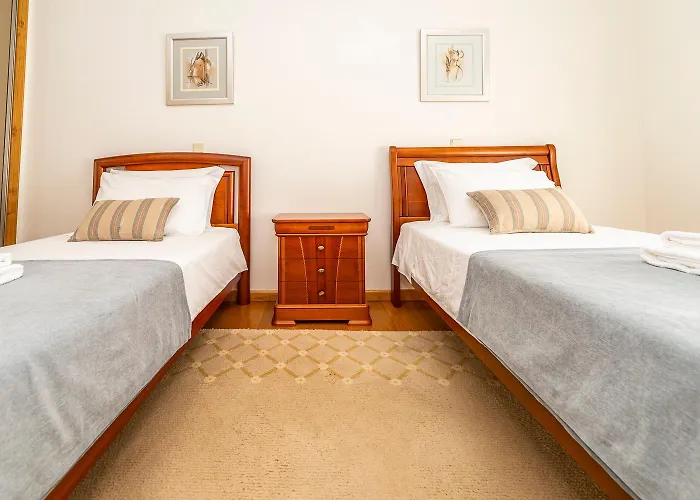 펜션 Family House In Amorosa, Northern Portugal