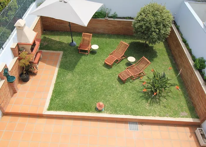 Family House In Amorosa, Northern Portugal Vakantiehuis